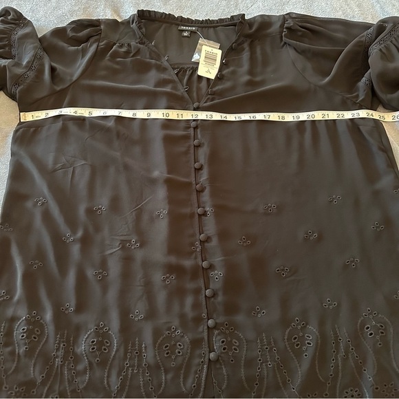 NWT Torrid Chiffon Ruffle Collar Eyelet Embroidered Black Blouse - Picture 15 of 15